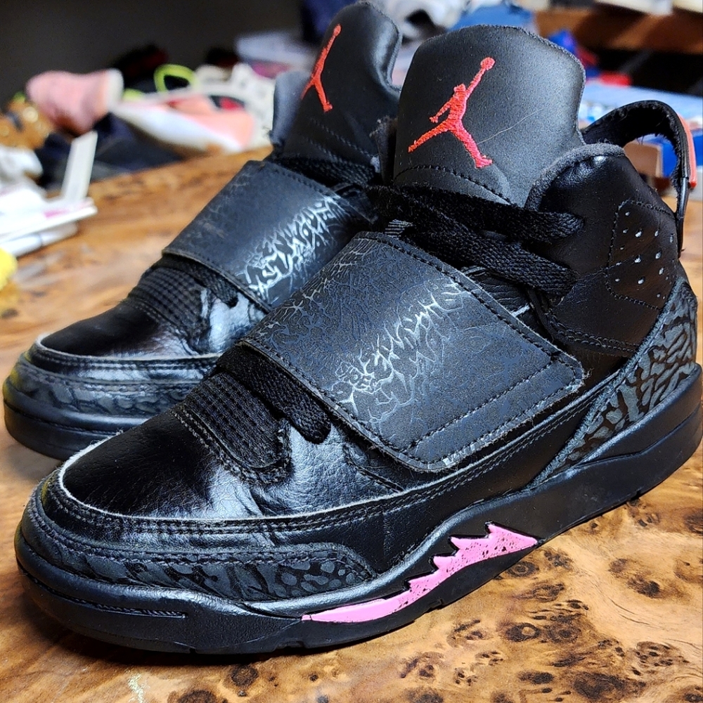 Nike air Jordan "Son of mars"..